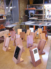 mess of ipod stands